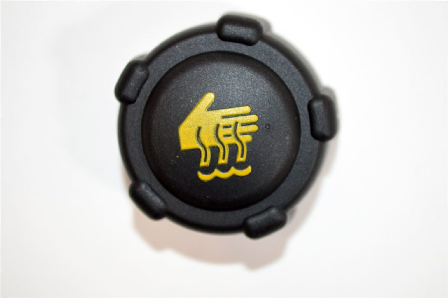 LSC 8200048024 Radiator Cap / Coolant Header / Overflow Tank Cap