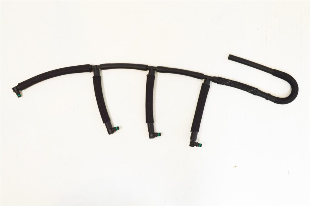 LSC 03L130235AF Fuel Return Hose / Overflow / Leak Off Pipe NEW