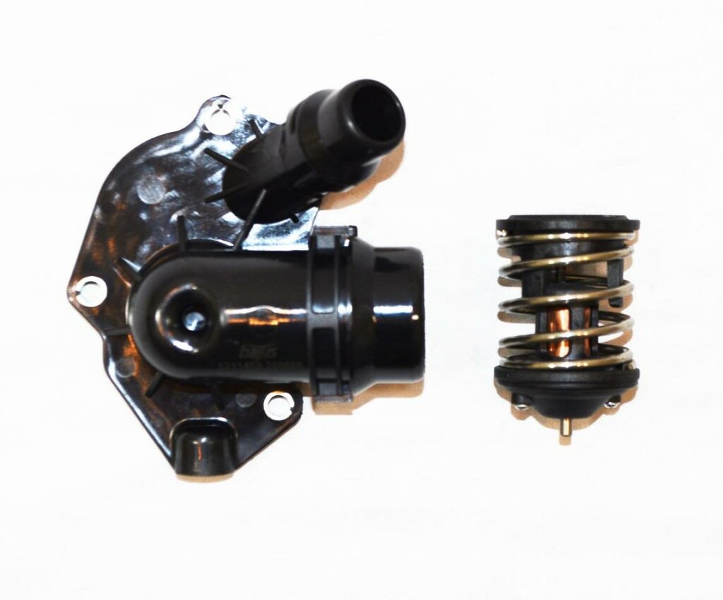 LSC 11518516206 Engine Coolant Thermostat with Water Pump & Seal