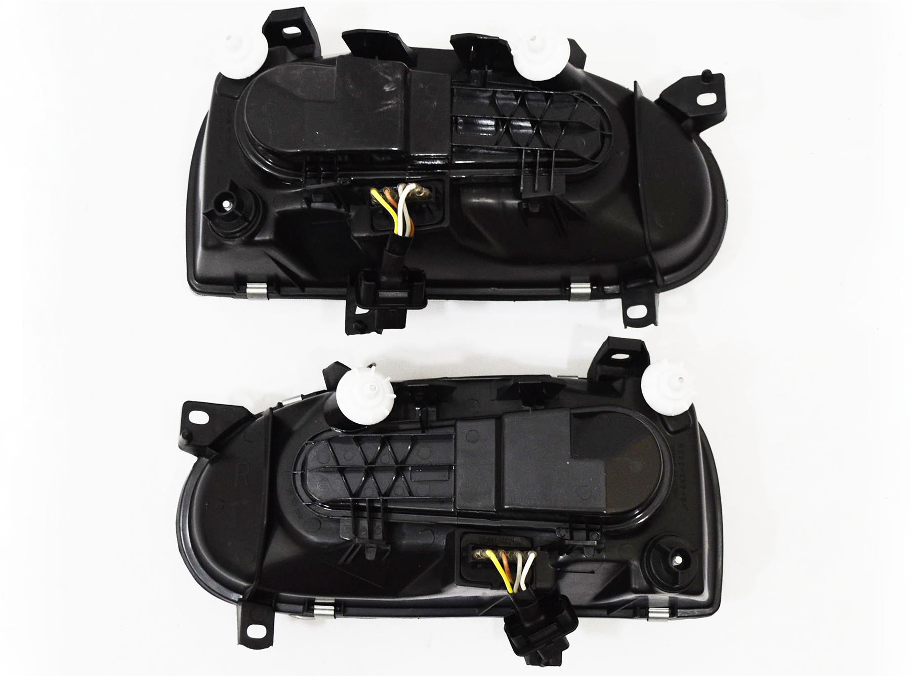 LSC 1H6 941 017D Pair of Headlights / Headlamps Passenger and