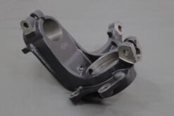 LSC 364791 : Front RHS Steering Knuckle - NEW