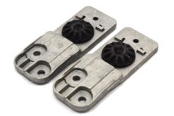 LSC 13337826 : GENUINE Pair of Radiator Lower Brackets - NEW