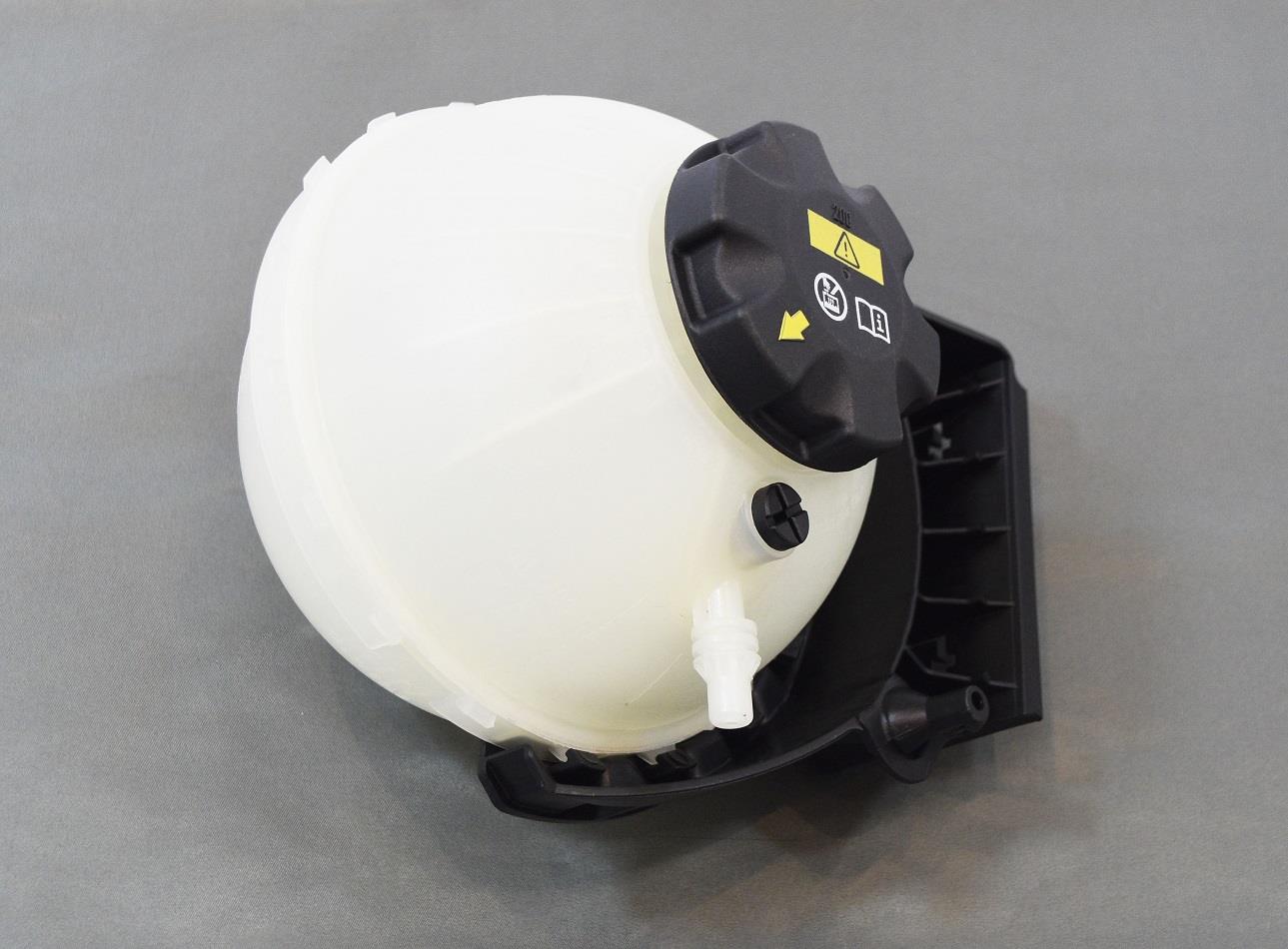 LSC 17137609469 : Coolant Header Tank & Cap with Level Sensor - NEW - Image 3