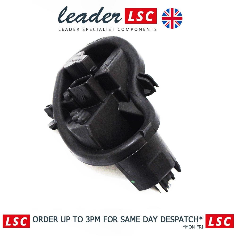 LSC 39001578 : GENUINE Vauxhall Rear Right Side Tailgate Light Lamp Bulb Holder - NEW - Image 8