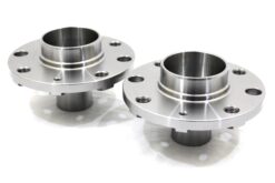 LSC 55701432 : Pair of Front Wheel Hubs - 4 Hole - NEW