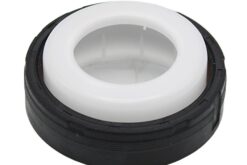 LSC 11117511395 : Front Crankshaft Oil Seal - NEW - Image 2