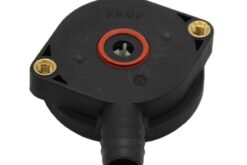 LSC 11157501567 : Engine Crankcase Breather Vent Valve for BMW - NEW