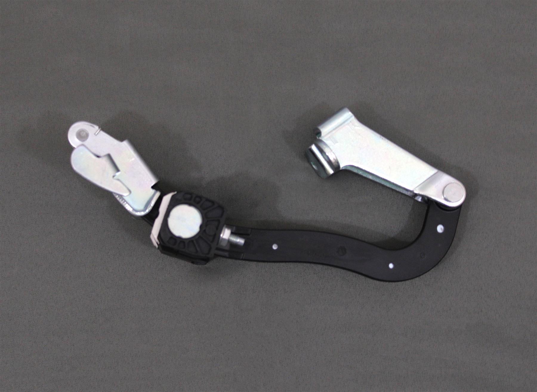 LSC 8731.R1 : Left Side Rear Door Catch Stay Check Link Hinge Stop - NEW - Image 2
