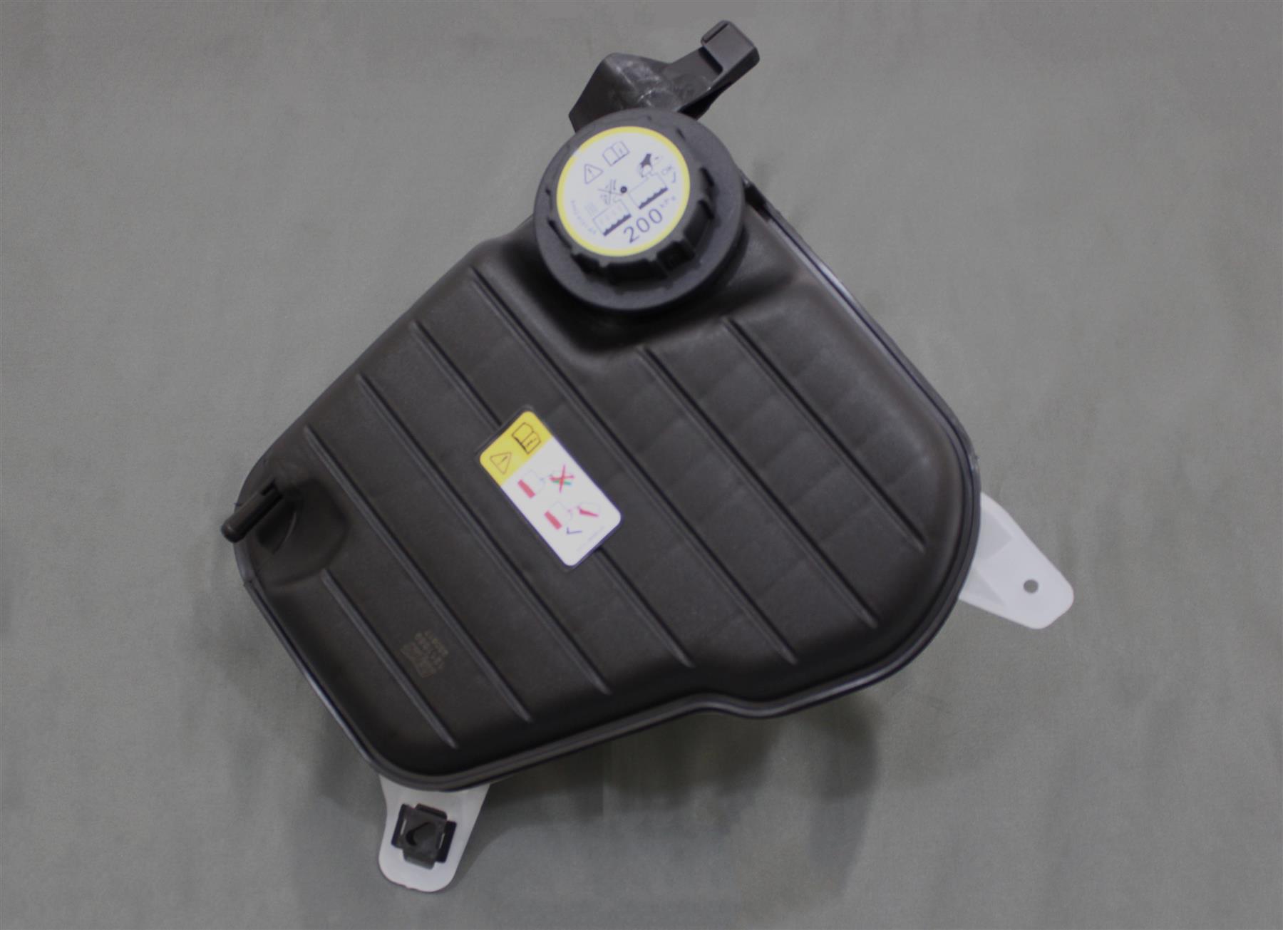 LSC C2Z29118 : Expansion Coolant Header Tank with Level Sensor and Cap - NEW