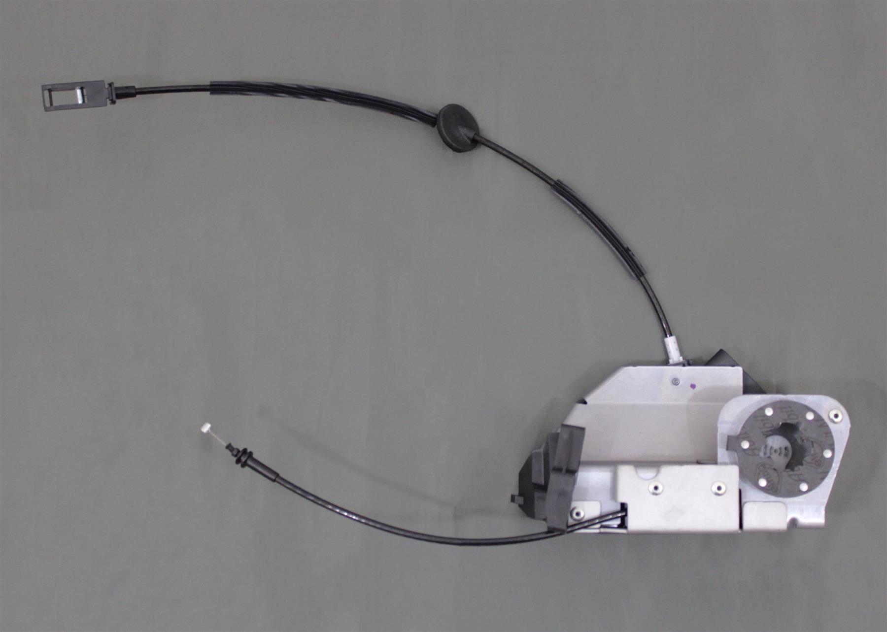 LSC 2425730 : GENUINE Ford Transit RHS Front Door Latch with Deadlock - NEW - Image 2