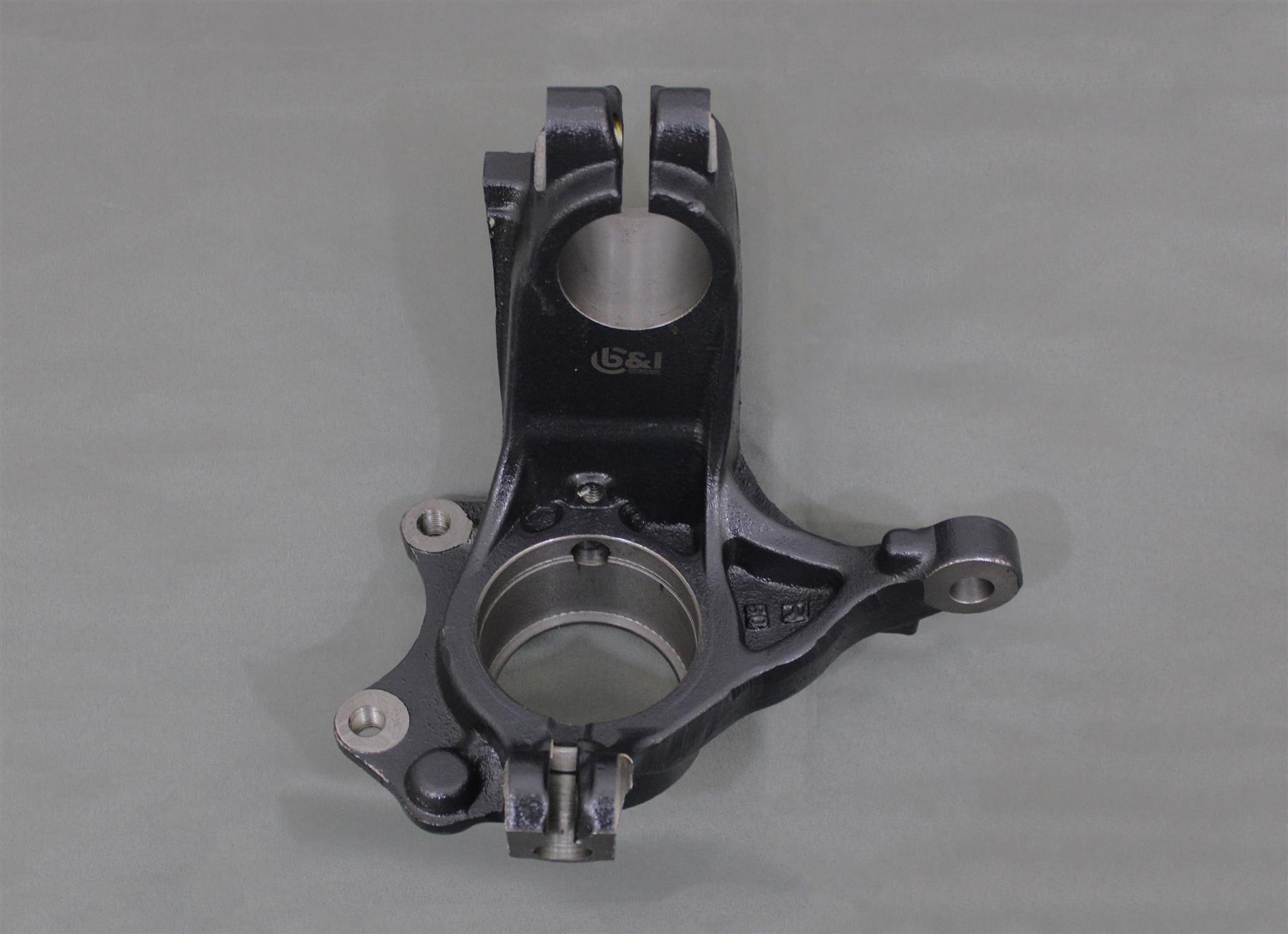 LSC 364791 : Front RHS Steering Knuckle - NEW - Image 4