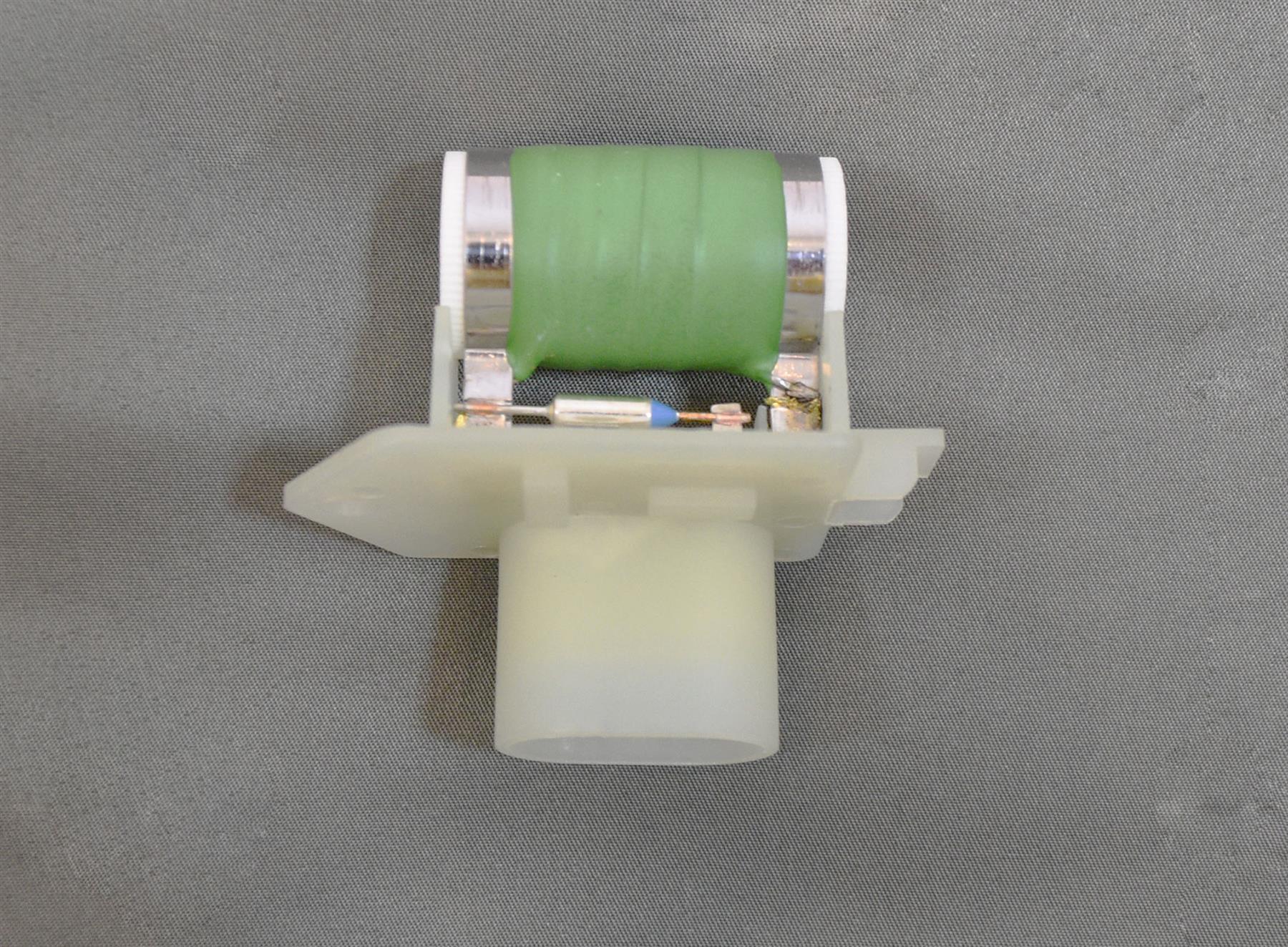 LSC 13256565 : Radiator Fan Motor Resistor - NEW - Image 2