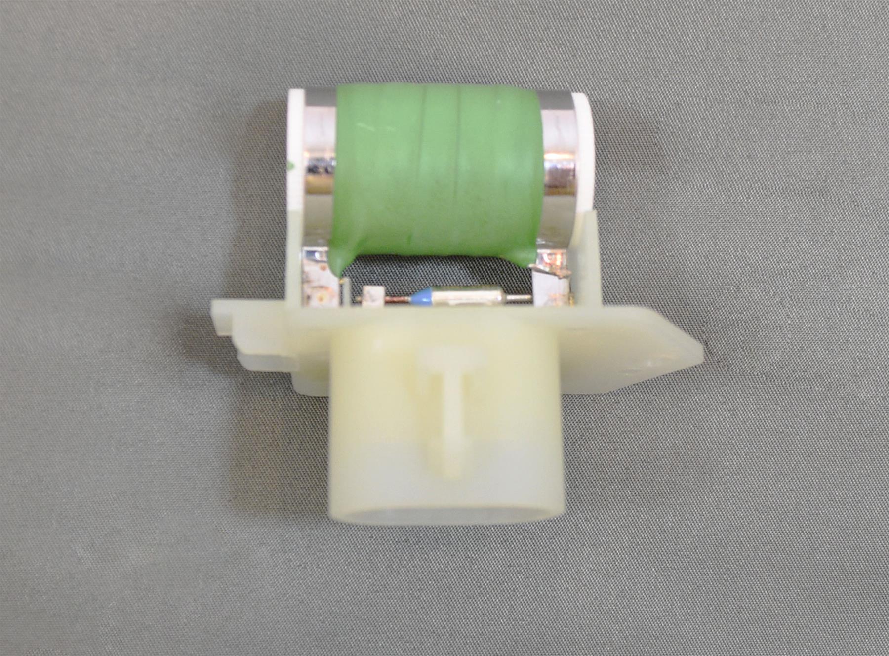 LSC 13256565 : Radiator Fan Motor Resistor - NEW - Image 4
