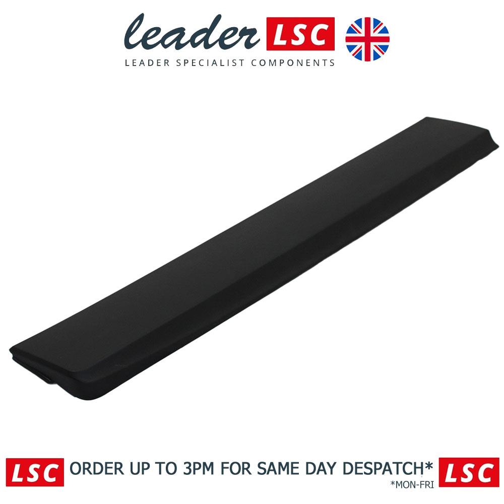 LSC 95275365 : GENUINE Vauxhall Mokka Front Left Door Moulding inc