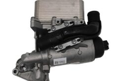LSC 8201005241 : GENUINE Renault Engine Oil Filter Housing with Seal - NEW