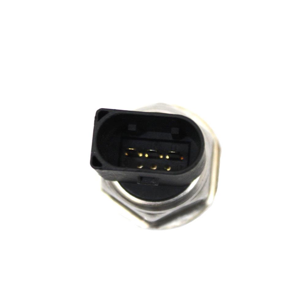 LSC 05A906051 : Fuel Injection Rail Pressure Sensor - NEW - Image 4