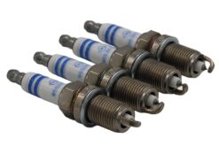 LSC 95528735 : GENUINE Set of 4 x Spark Plugs - NEW