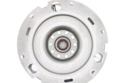 LSC 0B2105266AC : Dual Mass Flywheel with Shaft Seal and Ball Bearing - NEW - Image 4