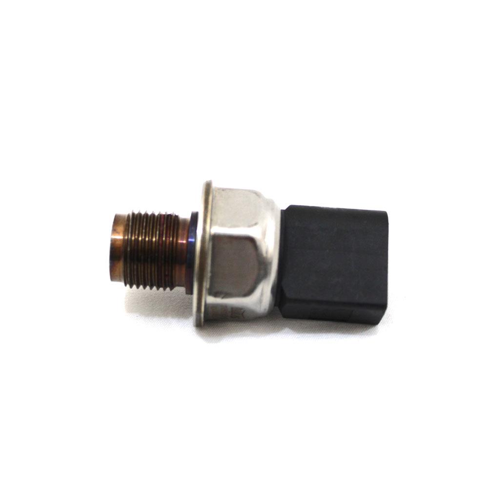 LSC 05A906051 : Fuel Injection Rail Pressure Sensor - NEW - Image 2