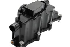 LSC LR110464 : Cylinder Head Rocker Cover with Gasket - NEW