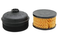 LSC 152082327R : GENUINE Renault Oil Filter and Cap with Seal - NEW