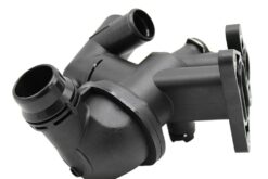 LSC LR105974 : Thermostat Housing with Thermostat Sensor and Seals - NEW